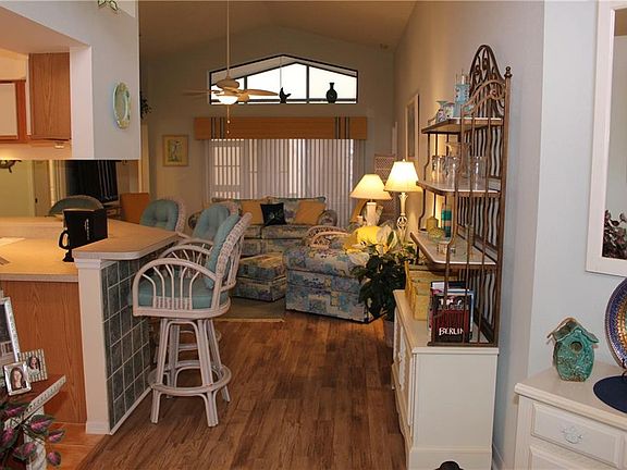 5th image of 13719 Leroux Dr