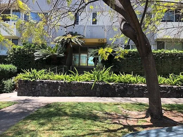 1 bed, 1092 sqft, $2,300 — Photo 3
