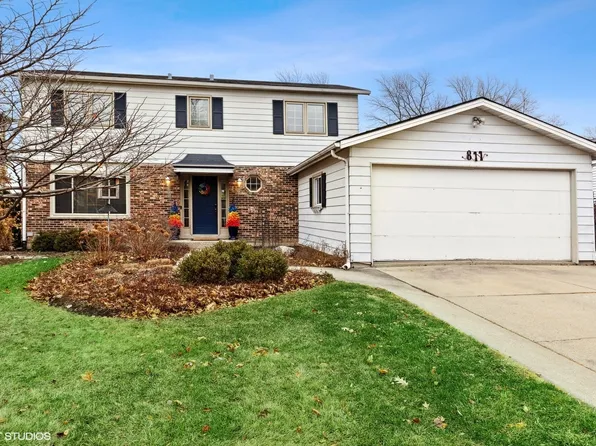 811 N Willow Rd, Elmhurst, IL 60126