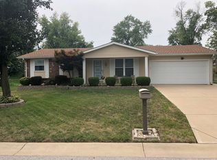 1021 Drexel Dr, Saint Charles, MO 63303