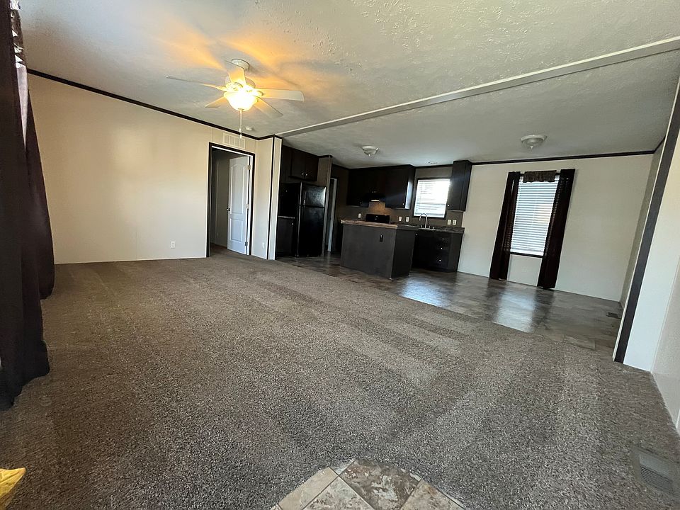 57428 Woodcreek, photo 9