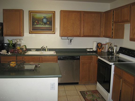 5th image of 11826 W Windrose Ave