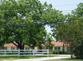1108 N Llano St, Fredericksburg, TX 78624