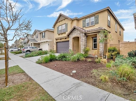 2nd image of 2822 E Howlett Ln