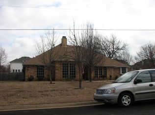 1825 Quail Run Dr, Corinth, TX 76208