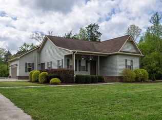 171 Hembree Dr, Guntersville, AL 35976