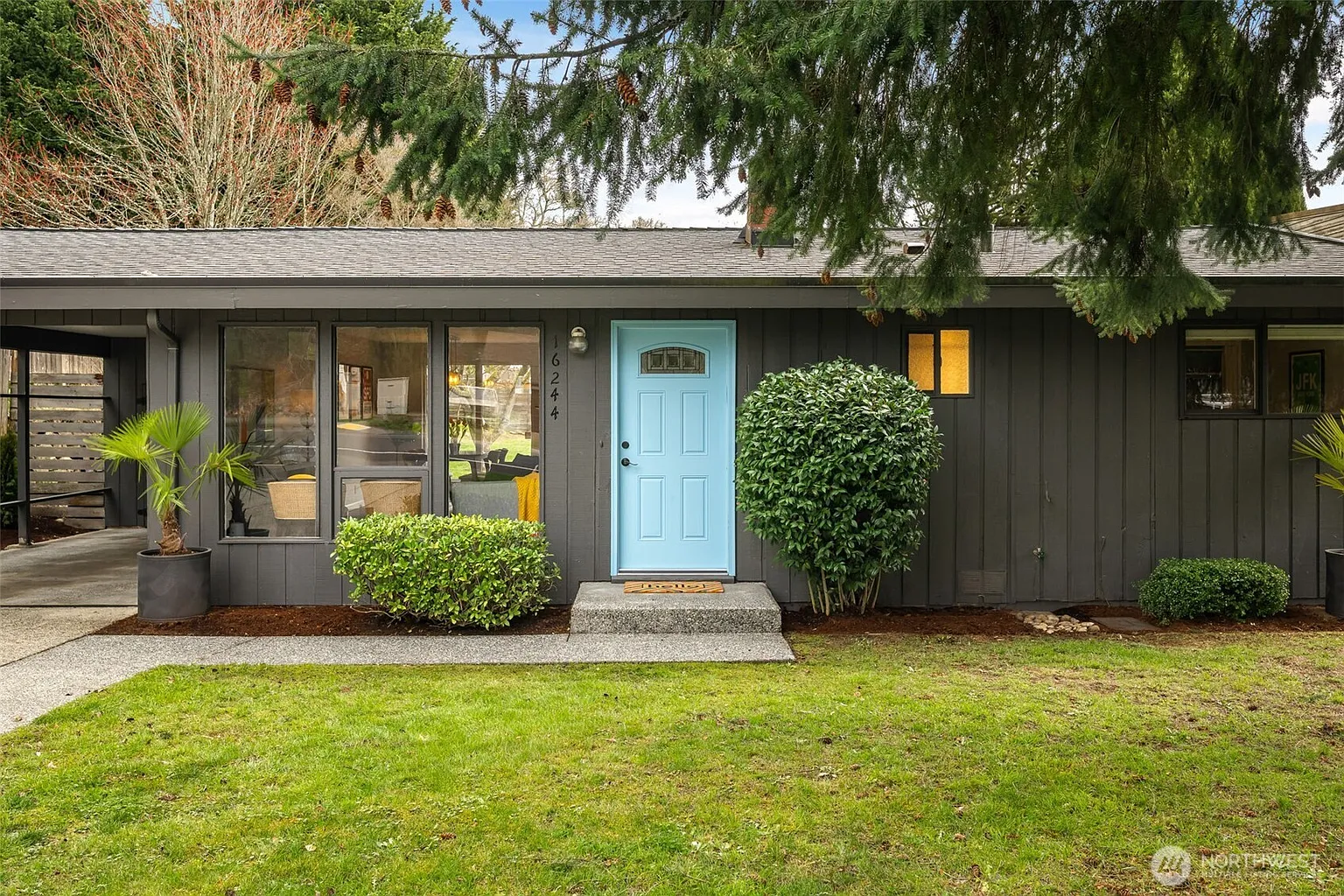 16244 16th Avenue SW photo 1