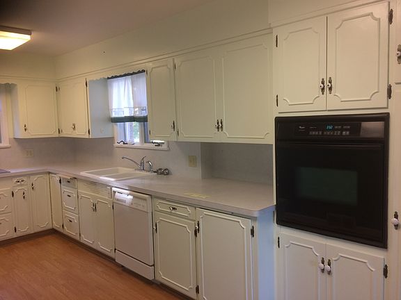4th image of 1310 S 45 W