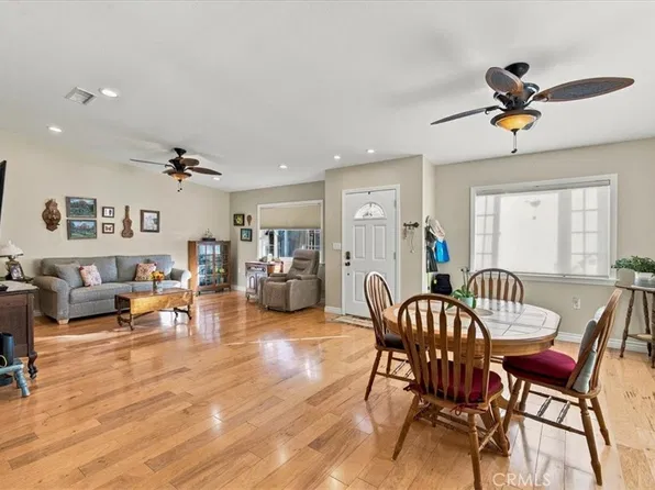 19237 Avenue Of The Oaks Unit D, Santa Clarita, CA 91321