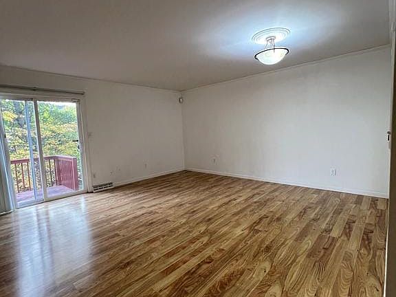 5th image of 5127 W Woodmill Dr