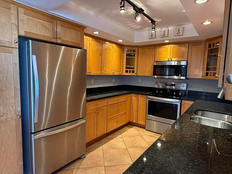 531 N Ocean Blvd #1805 — Photo 8