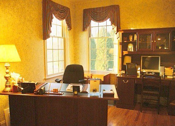 First floor office/guest room