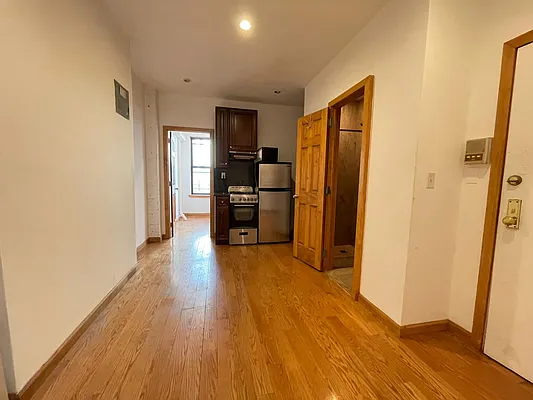 Rented by Best Apartments North Inc | media 19