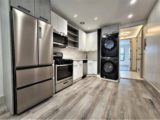 Rented by Ideal Properties Group | media 15