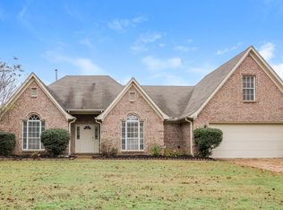 195 Lakewood Dr, Oakland, TN 38060