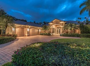 8755 Muirfield Dr, Naples, FL 34109