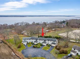 3 Fox Run, Portsmouth, RI 02871