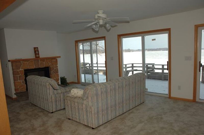 4th image of 61 STONY POINT Road