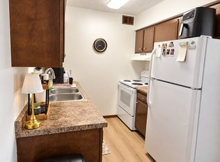 Terrace Square, Cedar Falls, IA 50613
