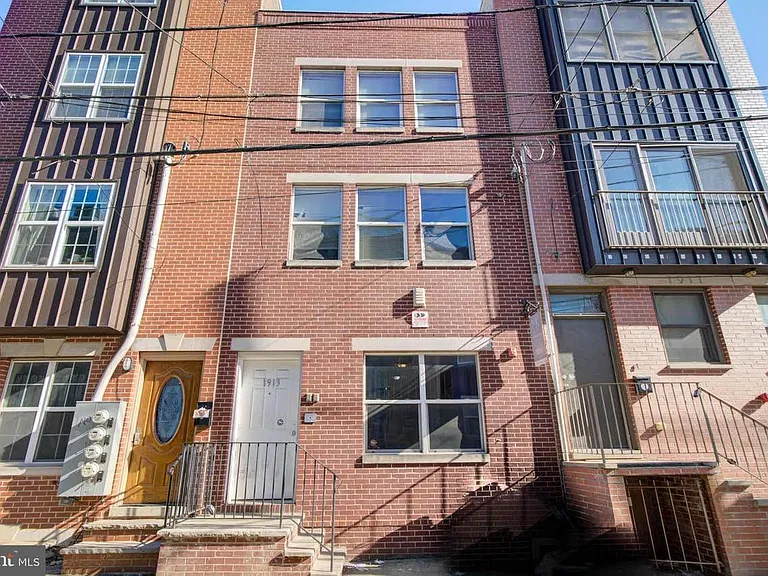 1913 N Gratz St #1 — Photo 1