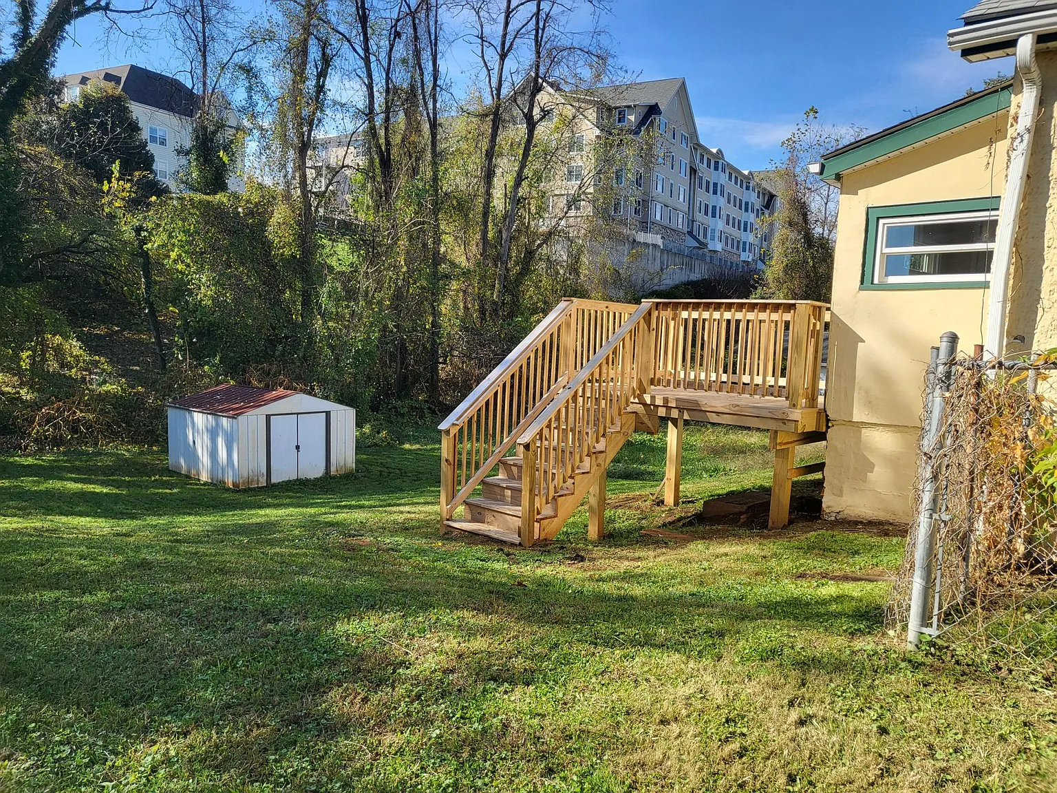 2 bed, 766 sqft, $1,650 — Photo 2
