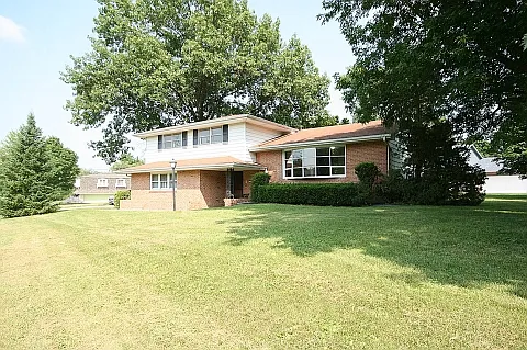 1631 Burning Tree Dr photo 1
