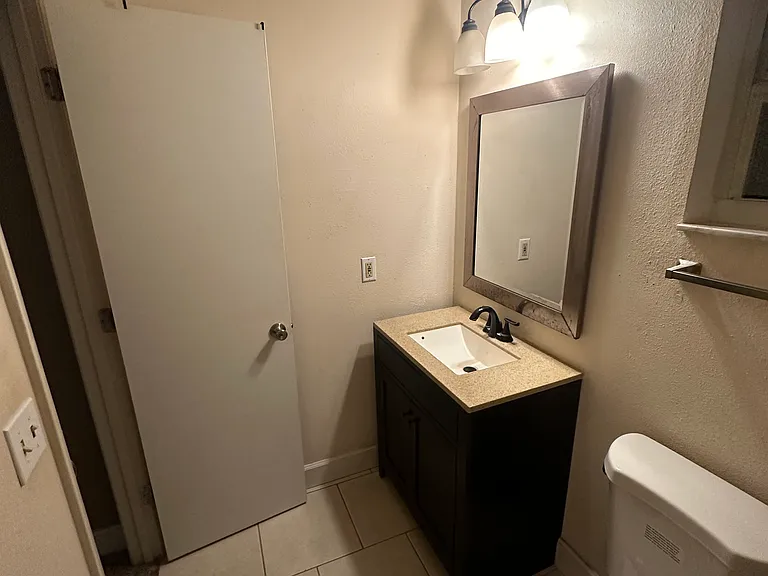 2117 Harlem Ave — Photo 17