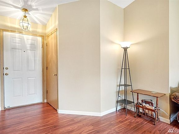 4th image of 8420 200th Street Ct E