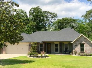 407 S Perkins Ferry Rd, Lake Charles, LA 70611