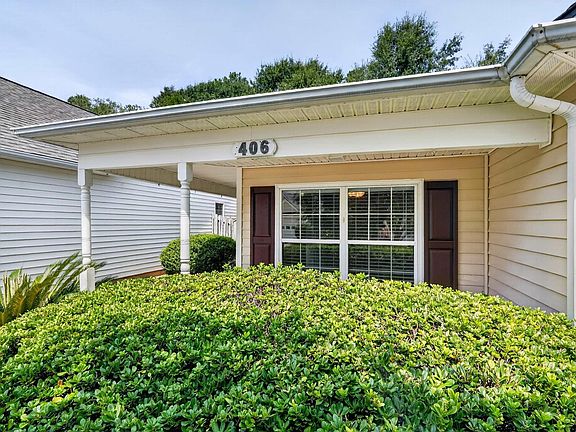 3rd image of 406 Garden Arbor Ln