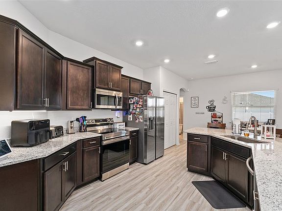 4th image of 4660 SE 89th Place Rd