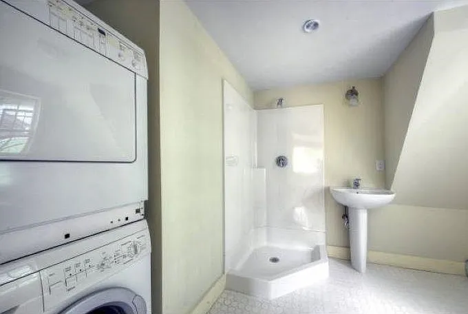 65 Mark St #1 — Photo 16