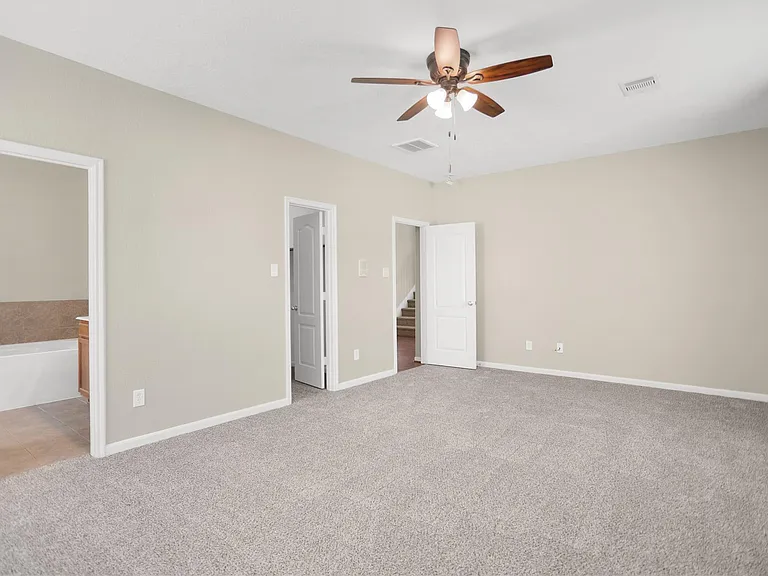 692 Casual Ln — Photo 12