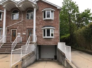 230-24 58th Rd FLOOR 2, Bayside, NY 11361