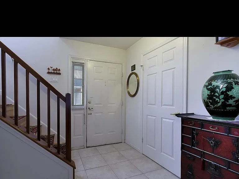 6404 Preston Way — Photo 4