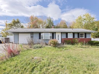 690 N Quincy St, Brockton, MA, 02302