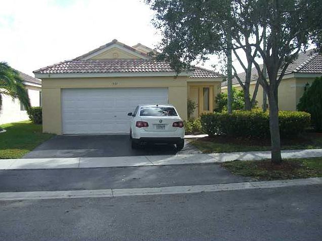 1st image of 1537 Salerno Cir
