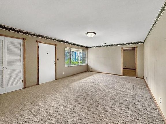 2nd image of 412 Neal St