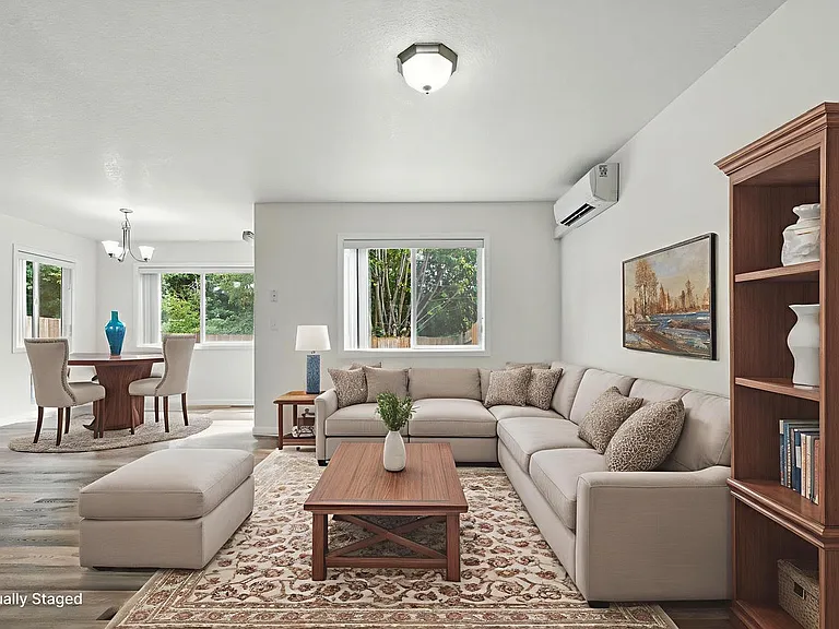 2413 NW 3rd Way — Photo 7