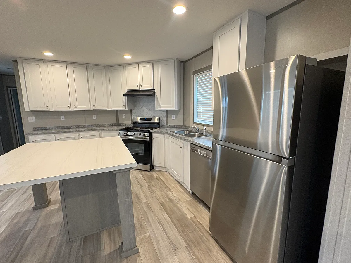 Building Photo - 294 Pipers Ln #294
