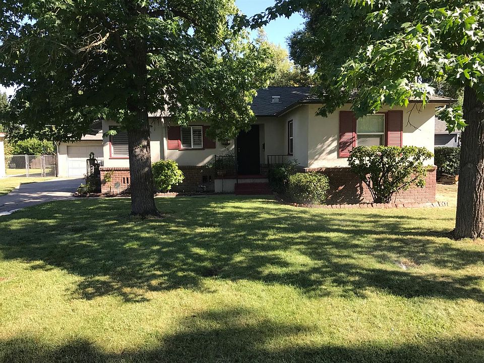 1st image of 1440 Woodland Dr