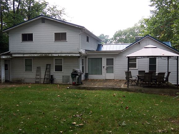 4th image of 1300 E Bristol St