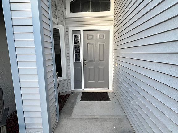 2nd image of 380 River Chase Dr