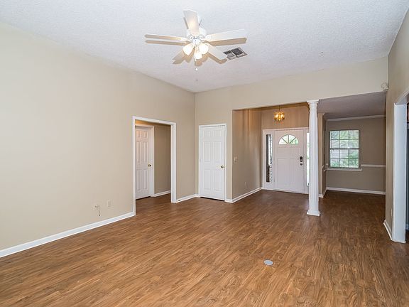 3rd image of 3921 Bald Eagle Ln