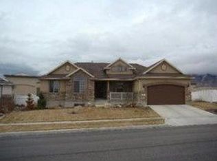 493 E Manchester Ln, Stansbury Park, UT 84074