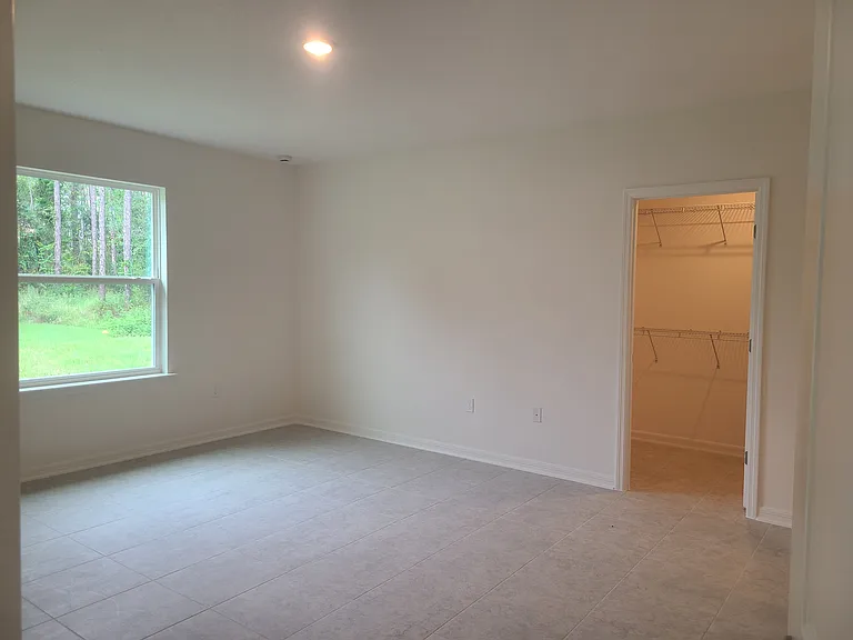 61 Rickenbacker Dr — Photo 7