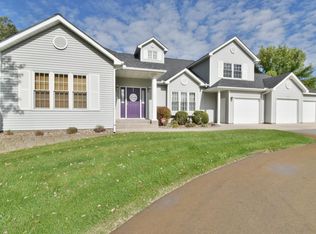 2613 Regal Rd, Saint Cloud, MN 56301