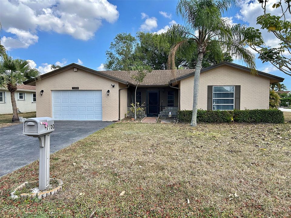 1st image of 7100 NW 106th Ave
