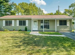 11840 Foxwood Dr, Maryland Heights, MO