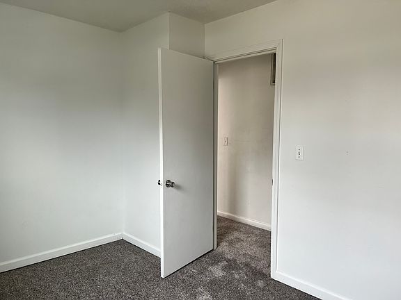 5th image of 3549 9th Ave